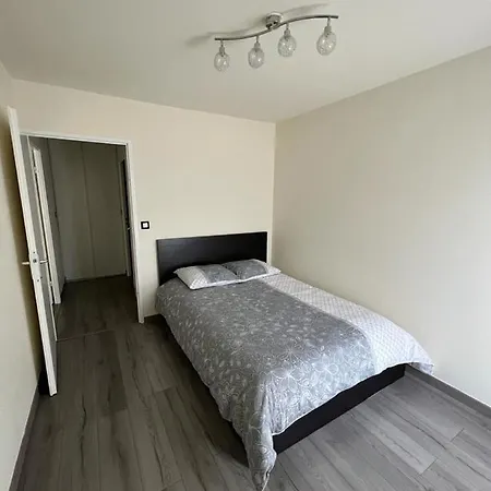 Nantes-la Beaujoire Apartment